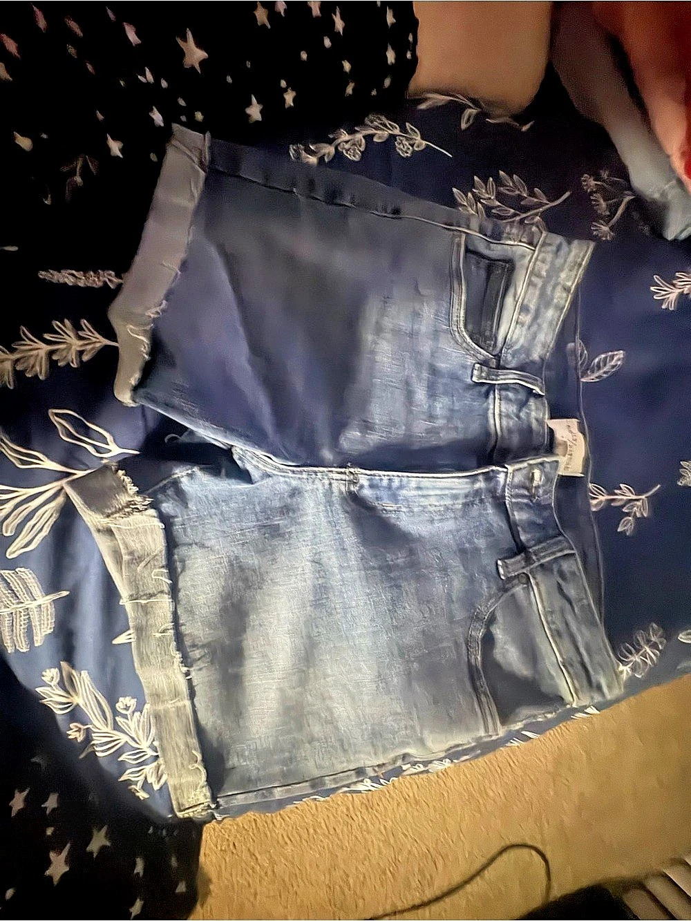 Daily Ritual Women's Denim Turn-Cuff Short Jean Shorts Waist 28